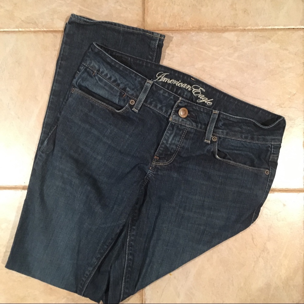 American Eagle Straight Leg Jeans Size 6 Short